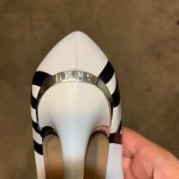 DKNY , снимка 6 - Дамски елегантни обувки - 40133363