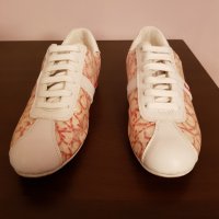 Calvin Klein спортни обувки, снимка 1 - Дамски ежедневни обувки - 34877803