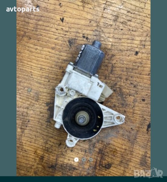 Mercedes w251 R-класа машинка ел стъкла задна лява, снимка 1