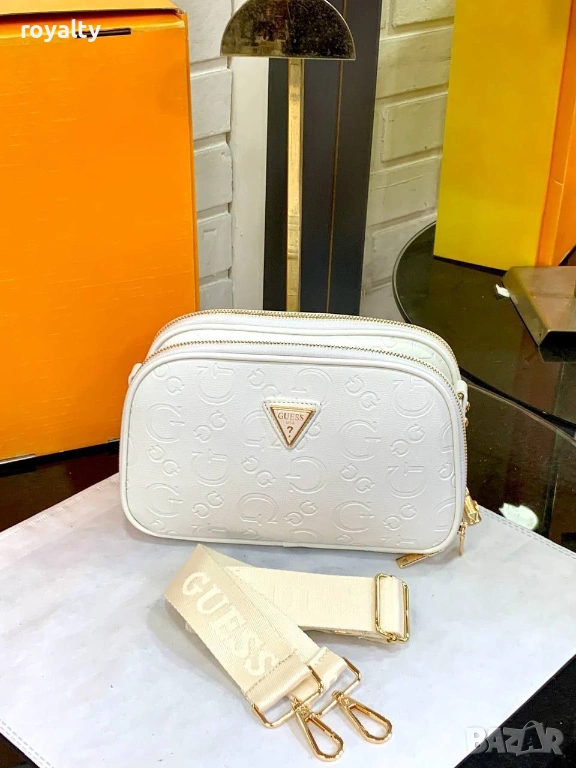 Guess Дамска Чанта , снимка 1