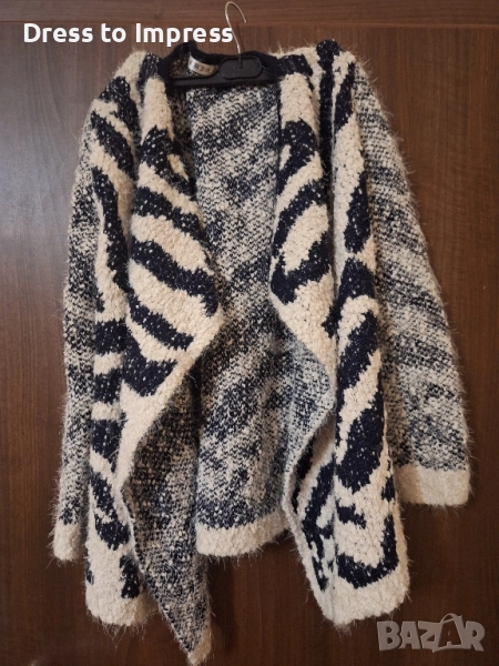 Качествена дамска жилетка М към Л, снимка 1