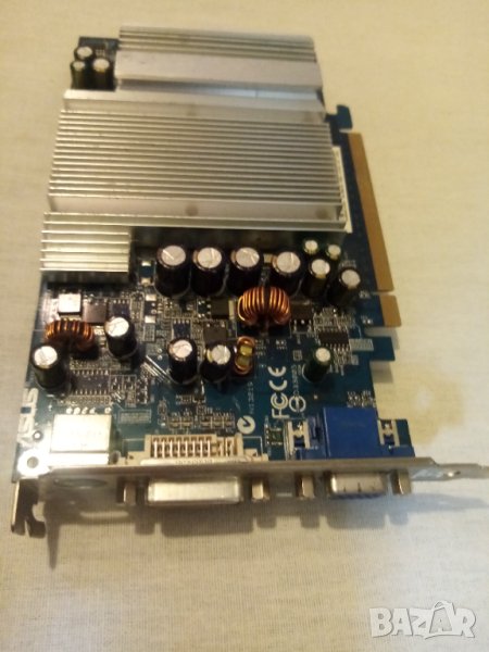 Платка Видео карта PCI Express NVidia 6600, снимка 1