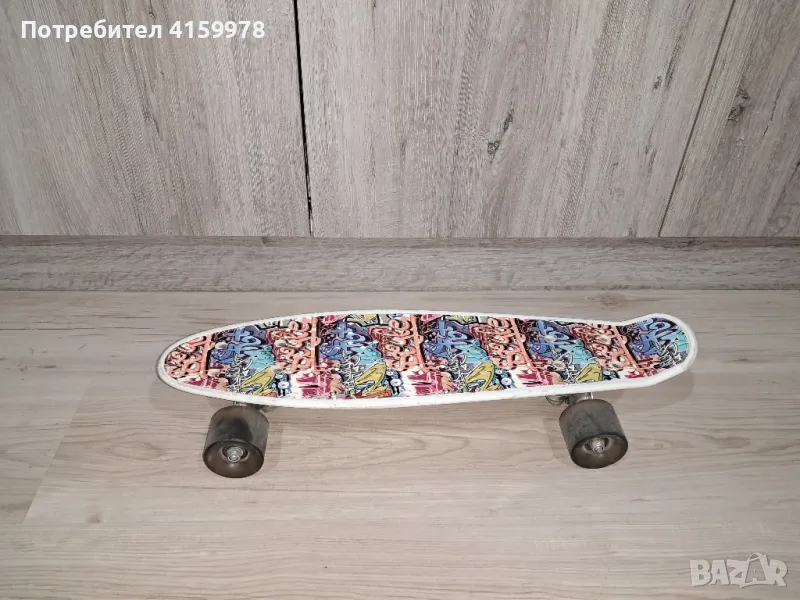 Скейтборд (Пениборд)с картинка и светещи колела, снимка 1
