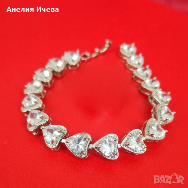 Гривна със сърчица и камъчета, снимка 1