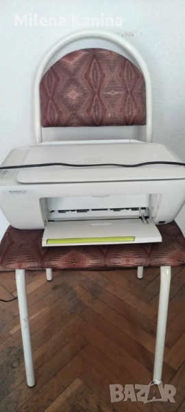 Цветен принтер, скенер и ксерокс HP Deskjet 2130 All-in-one Series, снимка 1