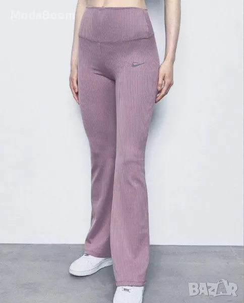 Nike Дамски клин широк крачол, снимка 1