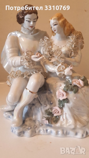 Прекрасна порцеланова статуетка. , снимка 1