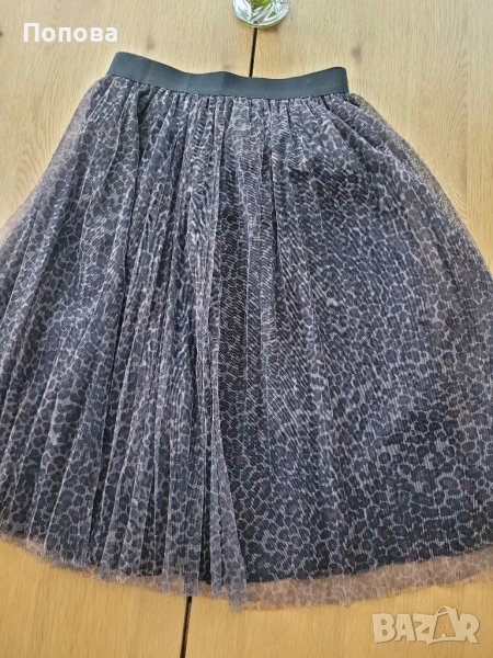 Дамска тюлена пола, снимка 1