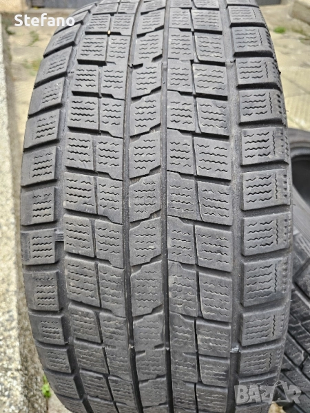 Зимни гуми Dunlop Дънлоп 235/50/18 , снимка 1