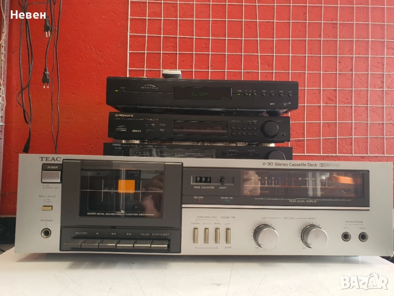 Дек TEAC V30, снимка 1