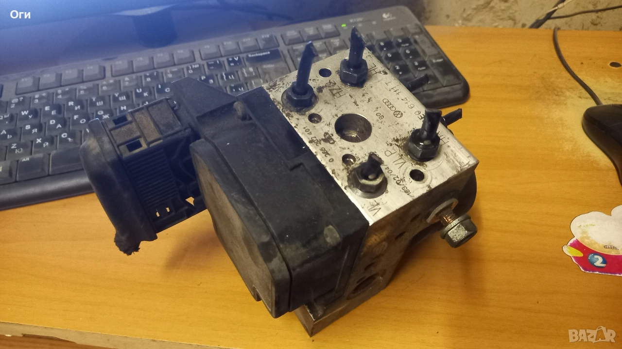 ABS помпа за Фолксваген Пасат и Ауди 0 265 202 401 / 8E0614 111 T, снимка 1