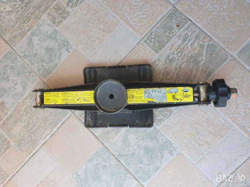 Крик за мерцедес Б класа , снимка 1