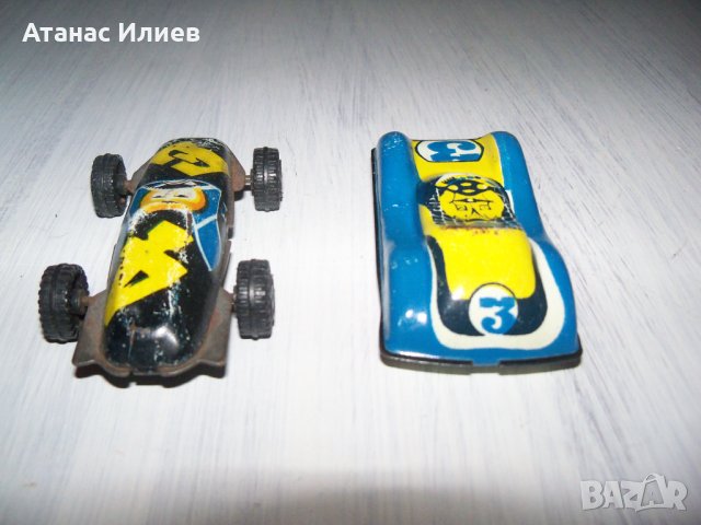 Две малки ламаринени колички от времето на соца, снимка 3 - Коли, камиони, мотори, писти - 30551998