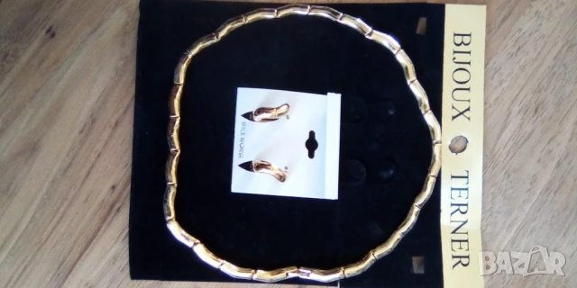 Колие с обеци, снимка 3 - Бижутерийни комплекти - 50489636