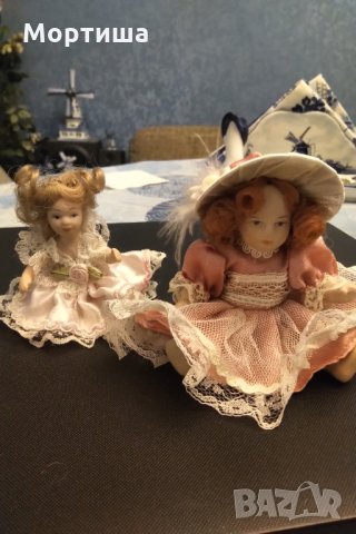 Двойка барокови изцяло порцеланови куклички , снимка 1 - Колекции - 29545979