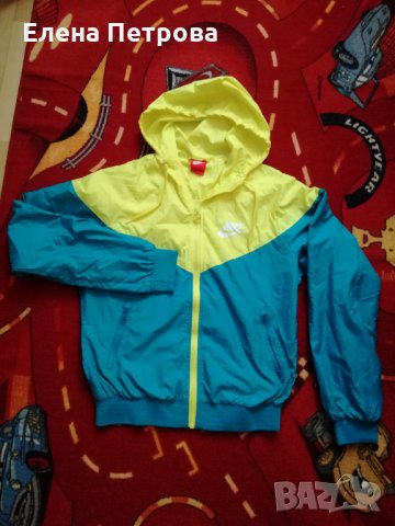 Ново оригинално яке Найк размер 165