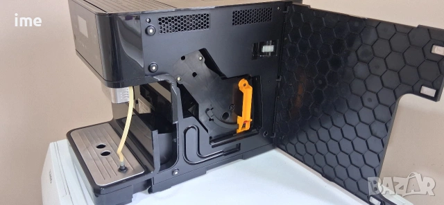 Кафеавтомат / кафемашина - робот. НОМЕР 02. . Miele CM6150. Typ 501. Работи с мляно..., снимка 10 - Кафемашини - 53139561