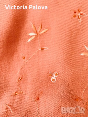 Нежен красив шал SARAH 70% коприна,30% памук, снимка 6 - Шалове - 35615582