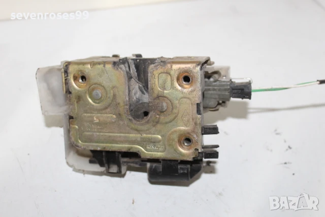 Брава врата предна лява Рено Меган Сценик 1998 1.6i Renault Megane Scenic, снимка 3 - Части - 51219728