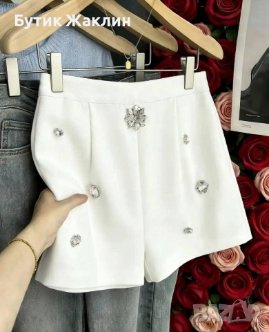 Къси панталонки с камъни , снимка 3 - Къси панталони и бермуди - 53960583