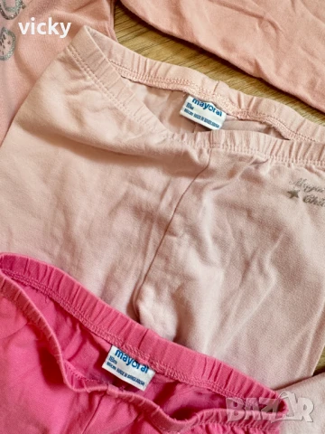 Лот от дрешки Mayoral - блузка и две клинчета, размер 18М/86см, снимка 2 - Комплекти за бебе - 50644889