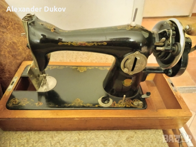 Шевна Машина 60те Ретро Руска Реплика на части, снимка 5 - Шевни машини - 52776580