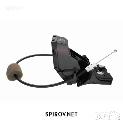 Брава заден капак Mercedes W203 W211 W219 W209 A1717500085, снимка 3 - Части - 55733671