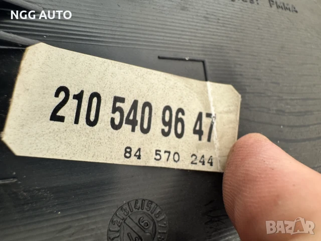 Табло / Километраж Mercedes W210 E300 TD - 2105409647 / 210 540 96 47 / 84570244, снимка 2 - Части - 51403070