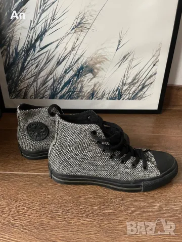 Високи кецове Converse, снимка 2 - Кецове - 50044644