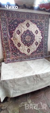 Стар плюшен ковьор за стена, снимка 6 - Антикварни и старинни предмети - 51522120