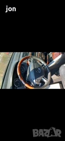 мерцедс махагонов волан 