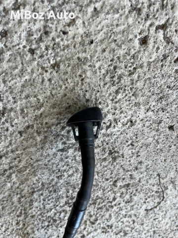 Пръскалка пръскалки предно стъкло Мицубиши Аутлендър 2 Mitsubishi Outlander (2006-2012), снимка 2 - Части - 51149209