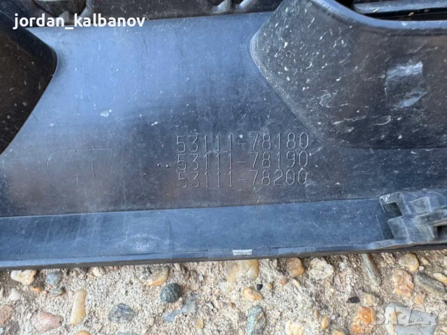 Комплект предна броня+решетка за Лексус Lexus Nx250 Nx350 само за 700лв. 52119-78330 53111-78180, снимка 18 - Части - 51048734