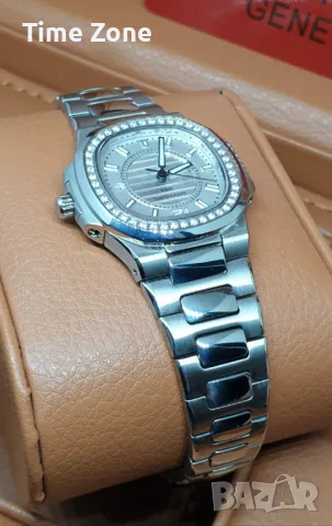 Patek Philippe Nautilus 32mm White Gold Diamond Дамски Различни Варианти, снимка 5 - Дамски - 47991324