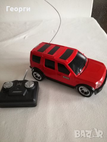 Радиоуправляема кола, снимка 2 - Коли, камиони, мотори, писти - 31037437