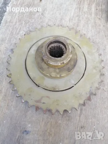 Зъбно колело за косачка Е302 