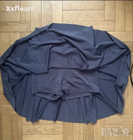 Тенис пола-панталон Nike, снимка 2 - Спортни екипи - 51372693