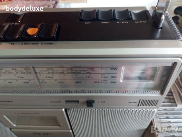 Grundig RR621 Elite радио-касетофон, снимка 8 - Радиокасетофони, транзистори - 25193141