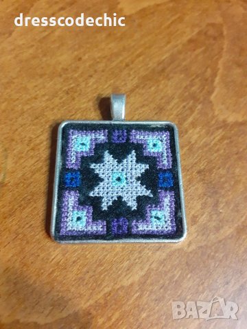 Колие с бродирана шевица , снимка 8 - Колиета, медальони, синджири - 31774929