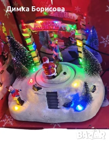 Магическа Коледна въртяща декорация със светлини