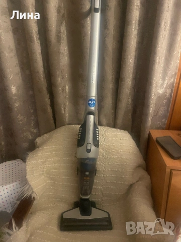 Безжична прахосмукачка Филипс за ремонт или части, снимка 4 - Прахосмукачки - 53225552