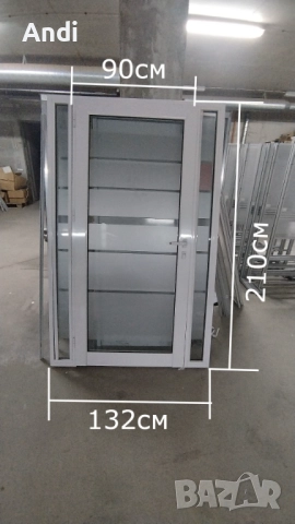 Алуминиевa вратa с касa, бяла със стъкла - лява  132/210см