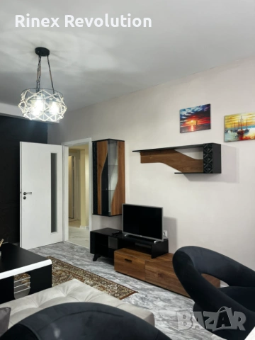 Тристаен апартамент под наем в Центъра, снимка 4 - Апартаменти - 54046363