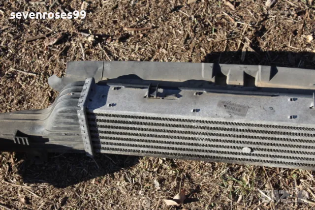 Интеркулер Мерцедес Екласа S210 E320 cdi MB E class A2105002100, снимка 2 - Части - 48581513