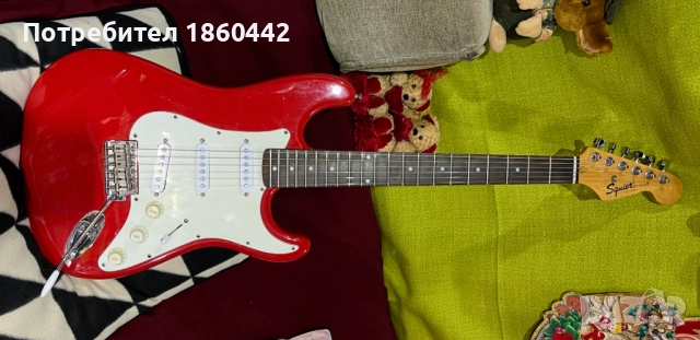 Китара Squier STRAT BY FENDER