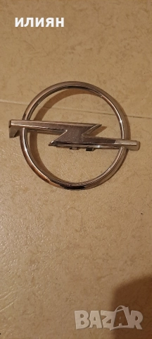 емблема за Opel Insignia 551004542, снимка 2 - Части - 52578487