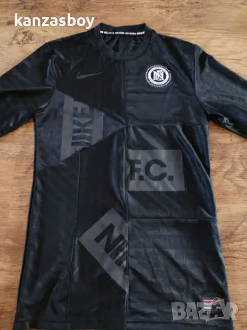 Nike FC Sem Risco Nao Ha Vitoria - мъжка футболна тениска ХС КАТО НОВА, снимка 5 - Тениски - 50177653