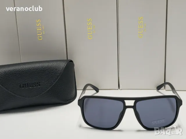 Мъжки слънчеви очила GUESS 040225