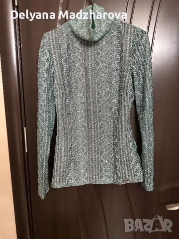 Различни видове блузи тип поло