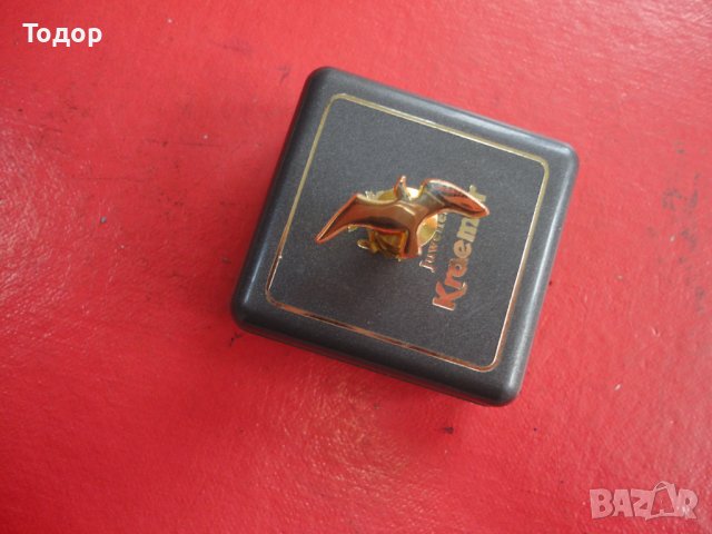 Страхотен позлатен бижутерски знак значка , снимка 4 - Колекции - 40627158